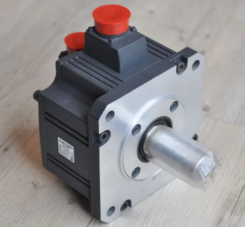 Серводвигатель HC-SFS202